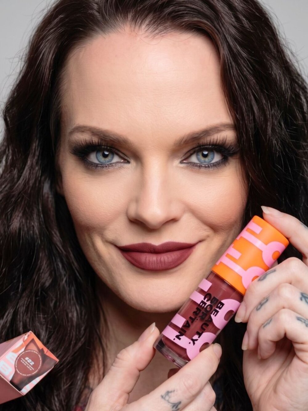 Beauty For Certain ✦ Matte Liquid Lipstick ✦ Shade 22 Deep Red Long‑Lasting NWT